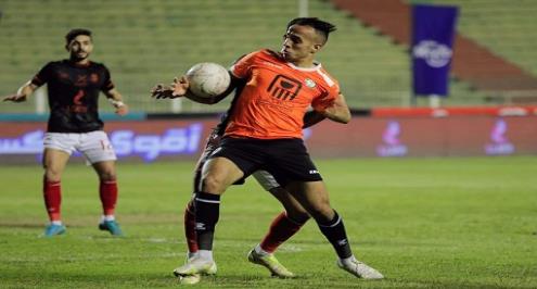 "لن نستغنى عن القوام الأساسي".. البنك الأهلي يرفض انتقال ناصر منسي وهلال للزمالك